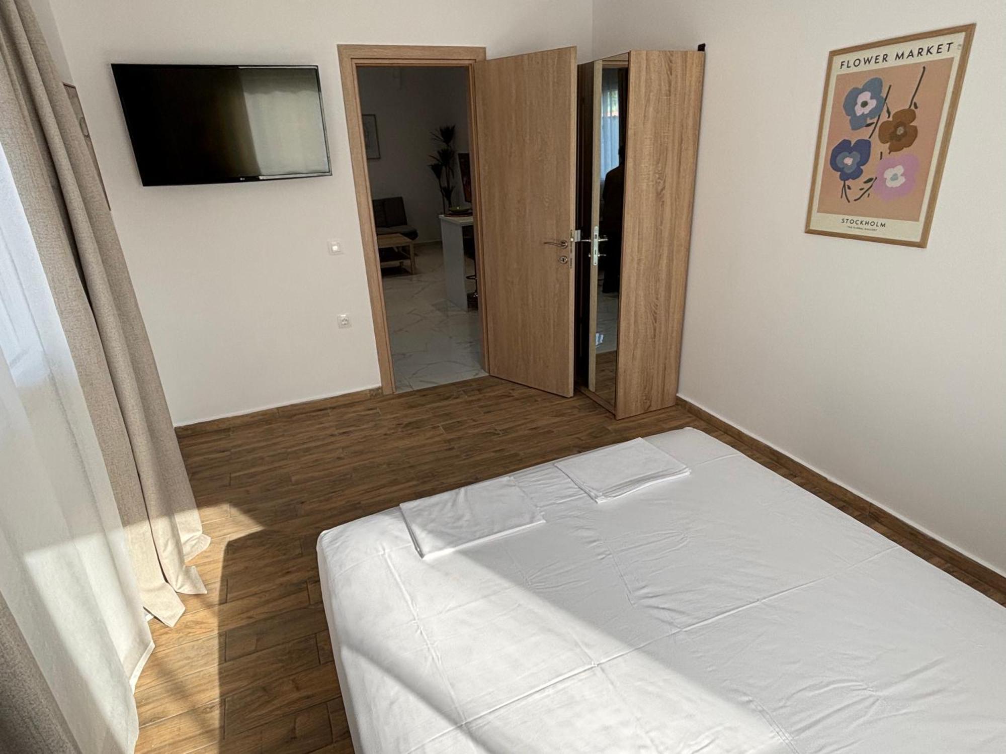 Sofia Guesthouse 尼尔斯吉尼 外观 照片